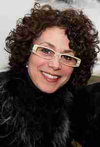 Lesley Heller, Board Member