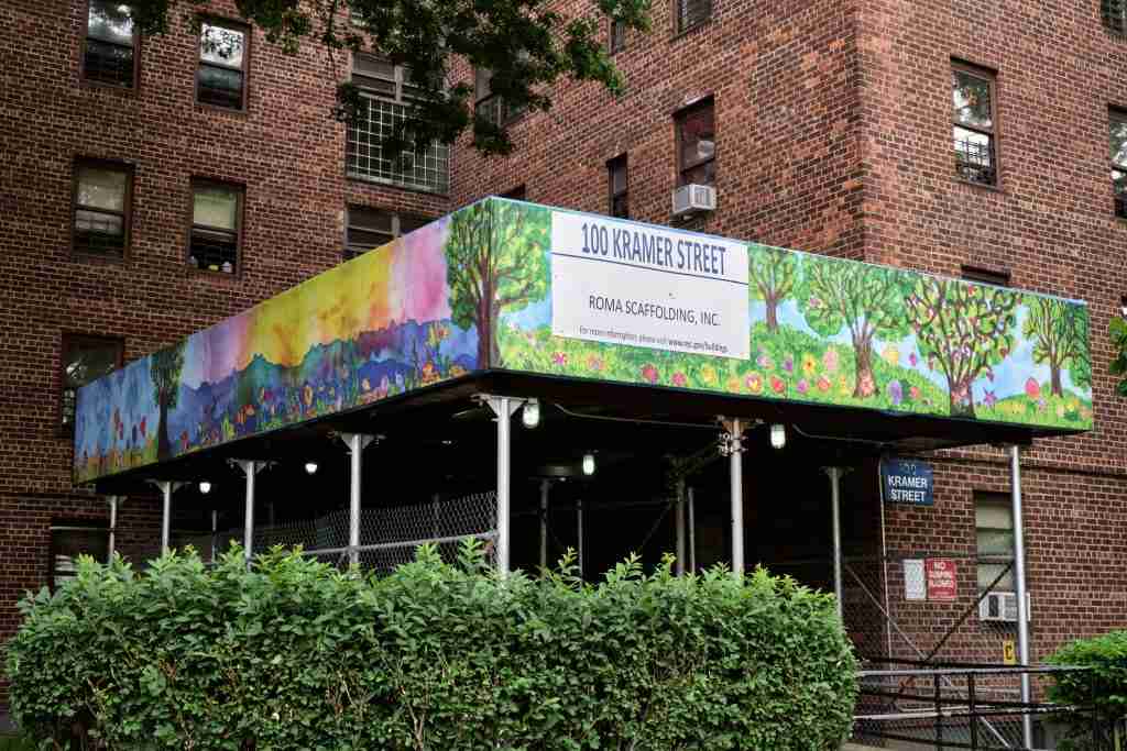 Transforming urban spaces: 2 Staten Island NYCHA buildings get an artistic makeover